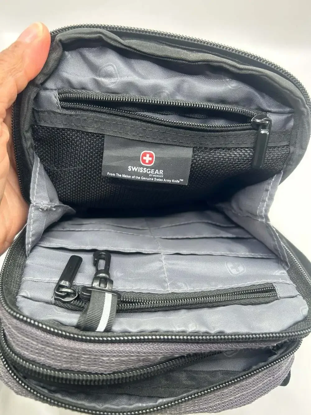 SwissGear by Wenger Vertical Travel Organizer Messenger Bag Black/Grey
